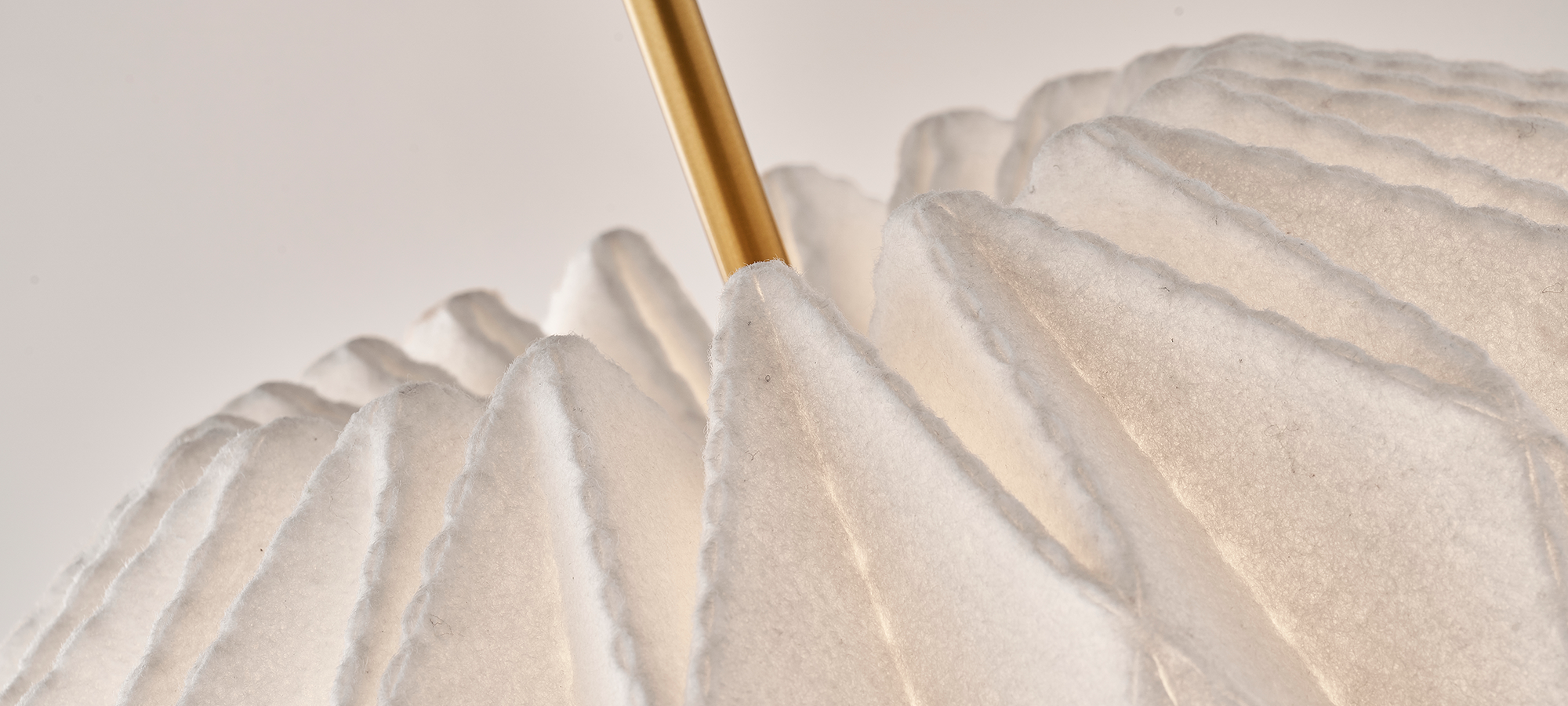 Softly Pleated - Design av Philip Bro