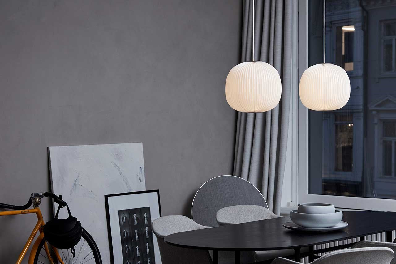 LeKlint134_Lamella3_pendant_lifestyle2